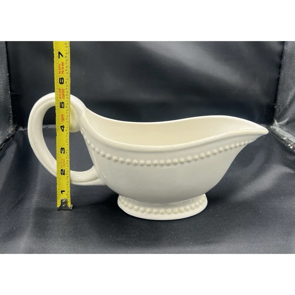 Princess House Pavillion Gravy Boat Ivory Beaded Light Crazing 1408